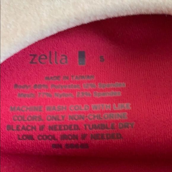 Zella New zip front top - Picture 7 of 7